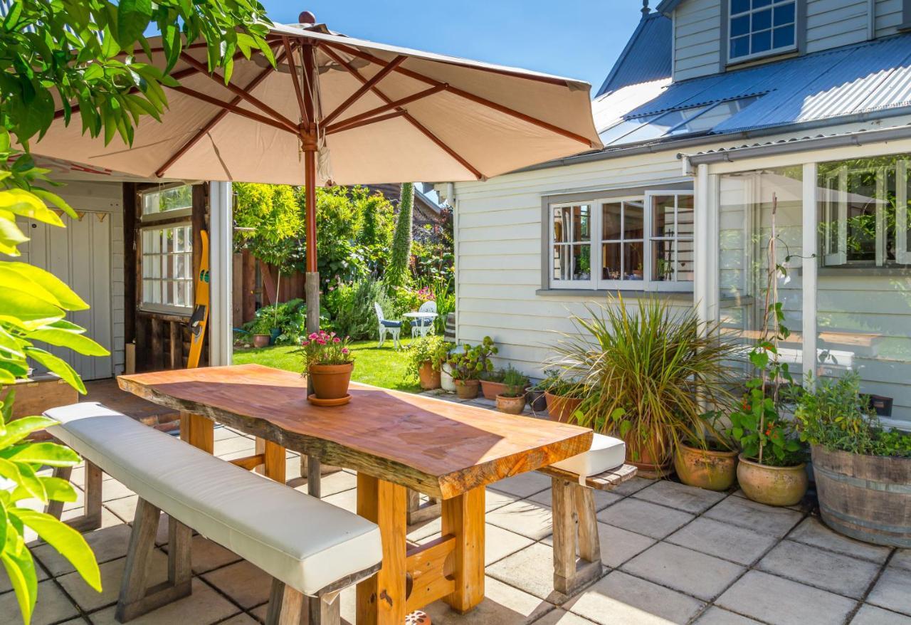 French Bay House Panzió Akaroa Kültér fotó